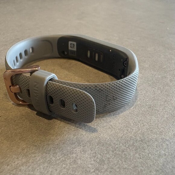 Garmin vívosmart® 4 tracking watch rose gold with gray band - Picture 5 of 5